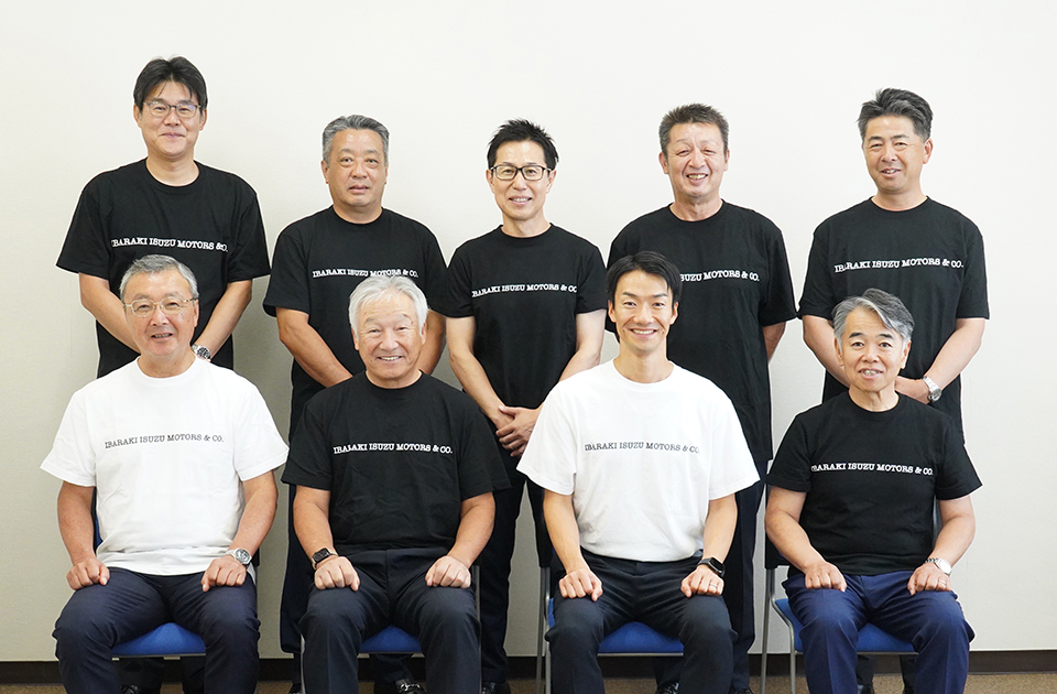役員集合写真